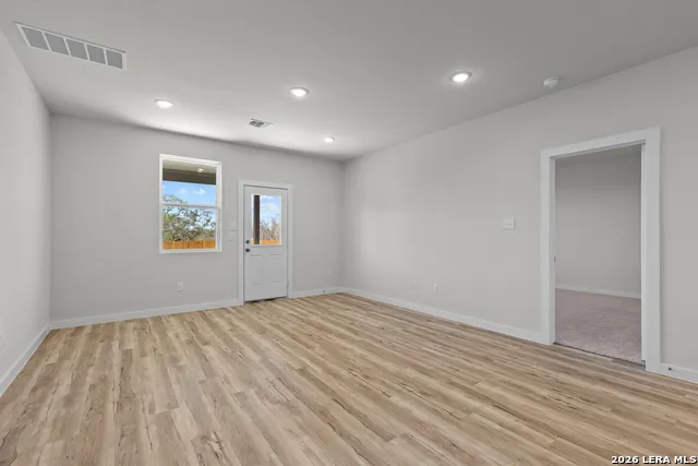 9975 Chavaneaux Lndg San Antonio, TX 78221