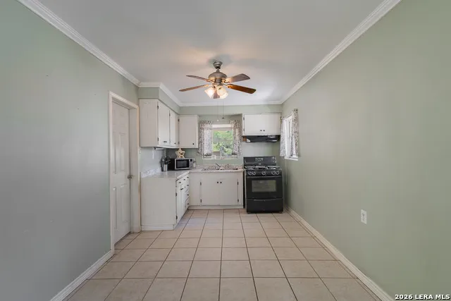 819 Comal Eagle Pass, TX 78852