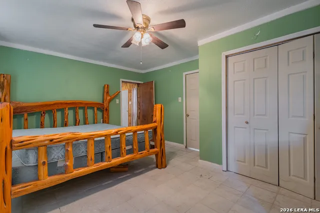 819 Comal Eagle Pass, TX 78852