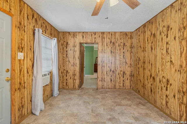 819 Comal Eagle Pass, TX 78852