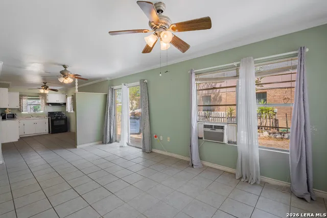 819 Comal Eagle Pass, TX 78852