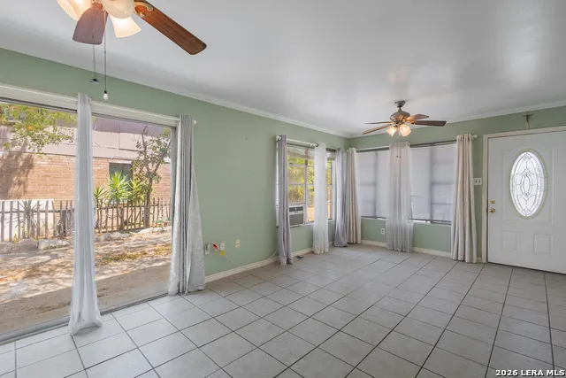 819 Comal Eagle Pass, TX 78852