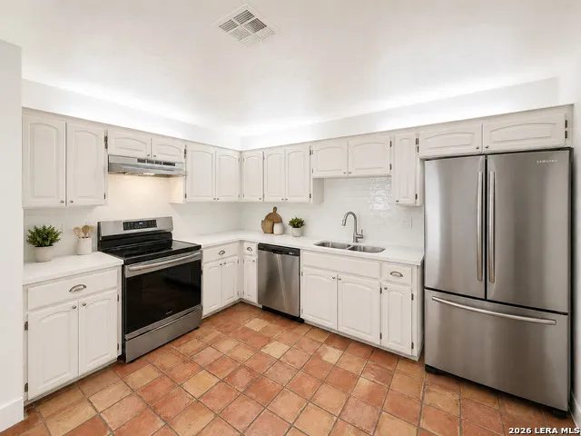 15238 BENT MOSS STREET San Antonio, TX 78232