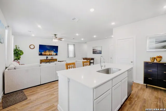 7351 TEAL TRACE San Antonio, TX 78240