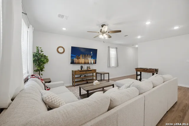 7351 TEAL TRACE San Antonio, TX 78240