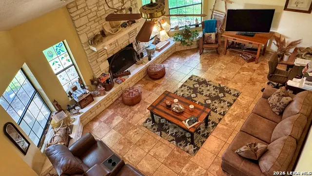 4065 Cypress Creek Road Comfort, TX 78013