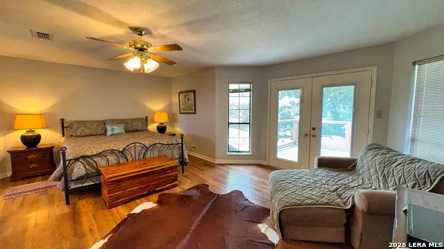 4065 Cypress Creek Road Comfort, TX 78013