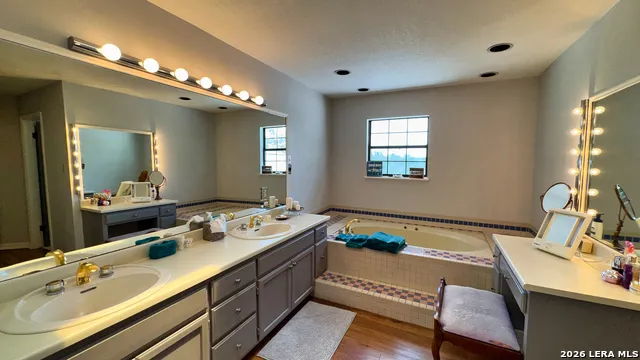 4065 Cypress Creek Road Comfort, TX 78013