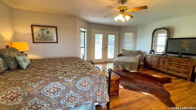 4065 Cypress Creek Road Comfort, TX 78013