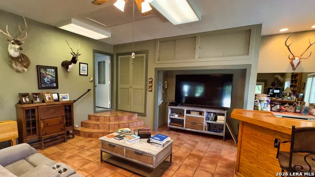 4065 Cypress Creek Road Comfort, TX 78013