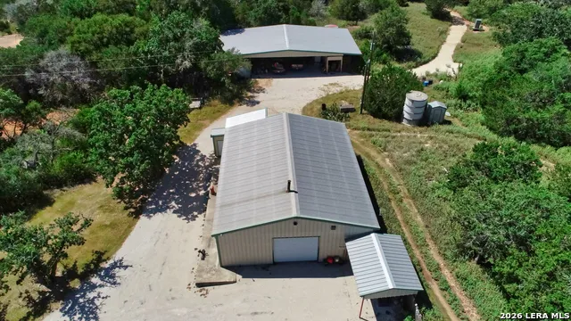 4065 Cypress Creek Road Comfort, TX 78013