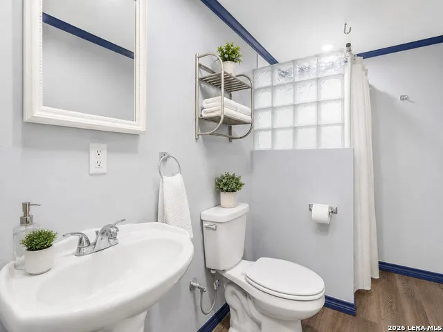 206 Pollydale Ave San Antonio, TX 78223