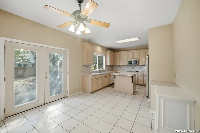 15322 PRESTON COVE DR San Antonio, TX 78247