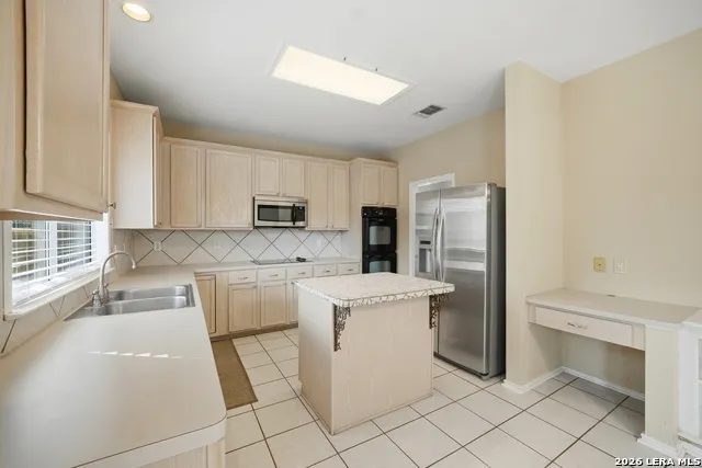 15322 PRESTON COVE DR San Antonio, TX 78247