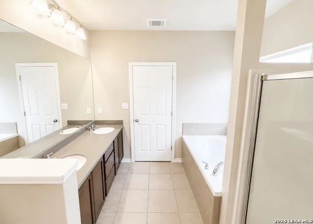 3110 Maverick Dr Corpus Christi, TX 78410
