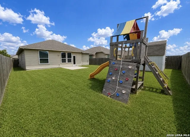 3110 Maverick Dr Corpus Christi, TX 78410