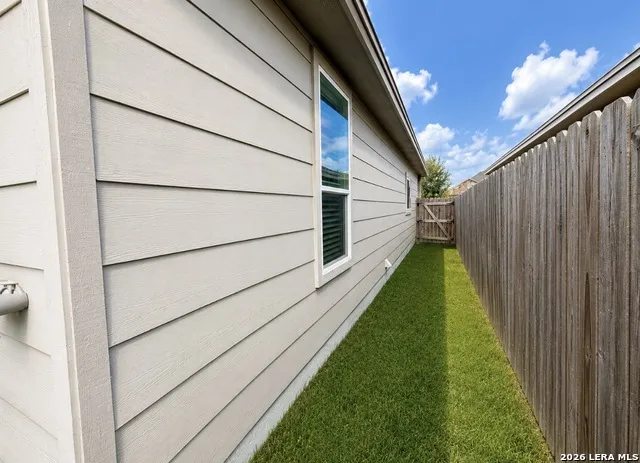 3110 Maverick Dr Corpus Christi, TX 78410