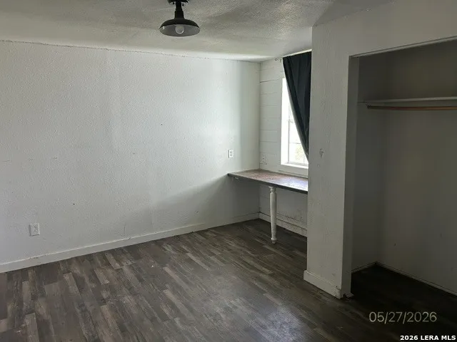 501 E DANIEL ST Uvalde, TX 78801