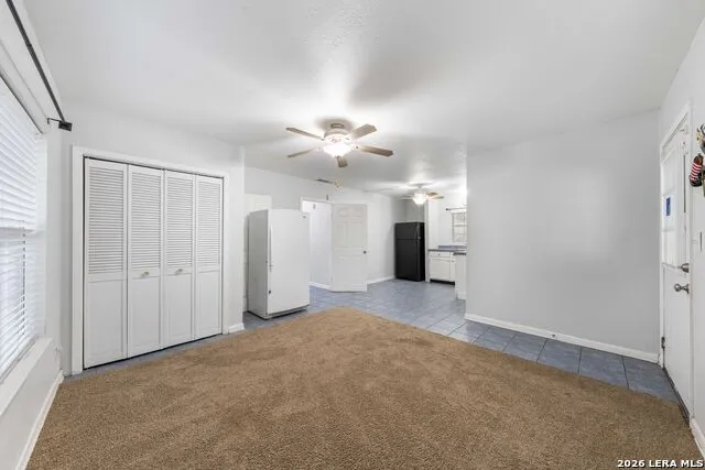 104 scenic oak Floresville, TX 78114