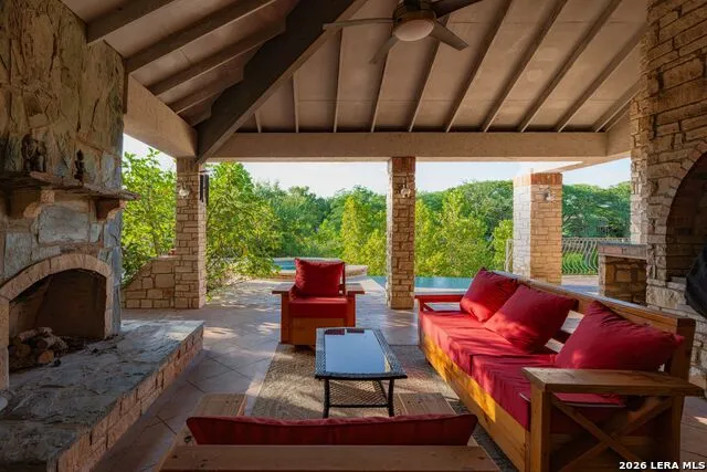 220 Southriver Wimberley, TX 78676