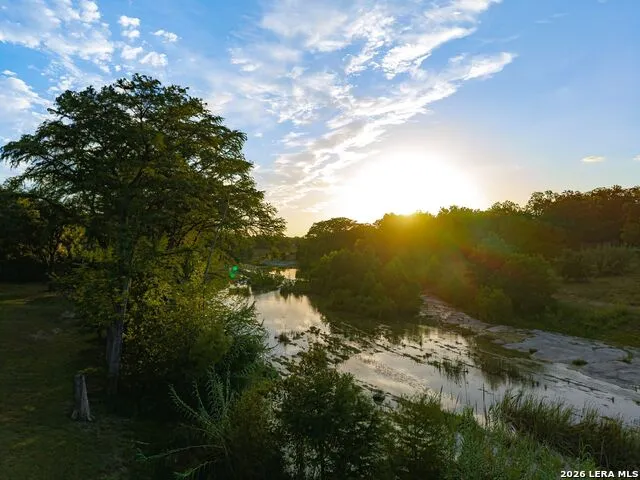 220 Southriver Wimberley, TX 78676