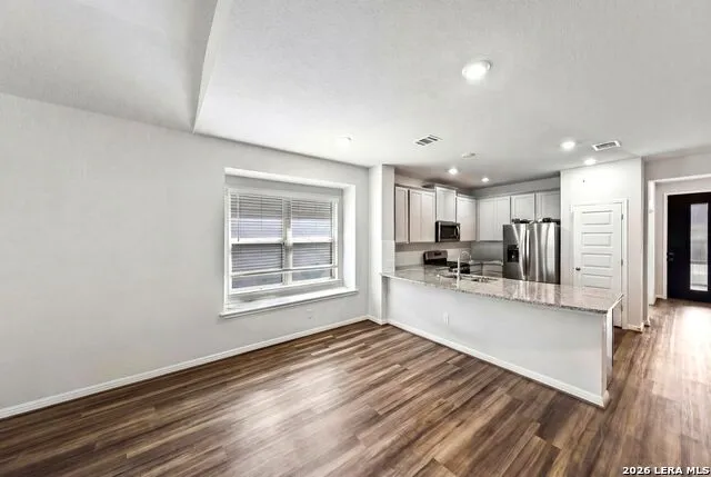 4820 night herder St Hedwig, TX 78152