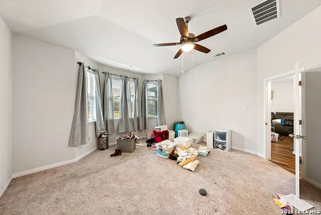 4820 night herder St Hedwig, TX 78152