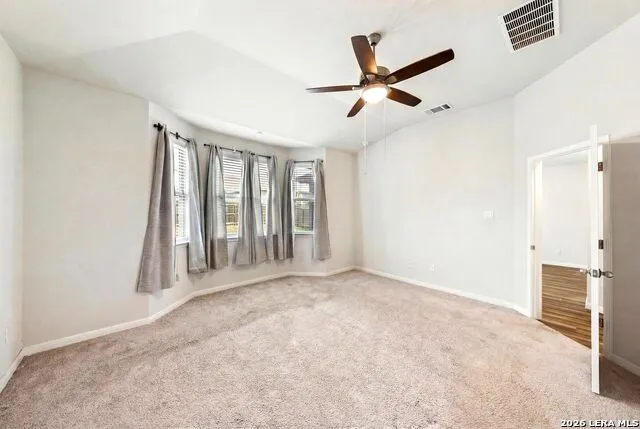 4820 night herder St Hedwig, TX 78152