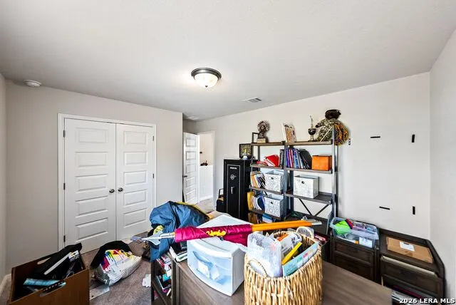 4820 night herder St Hedwig, TX 78152