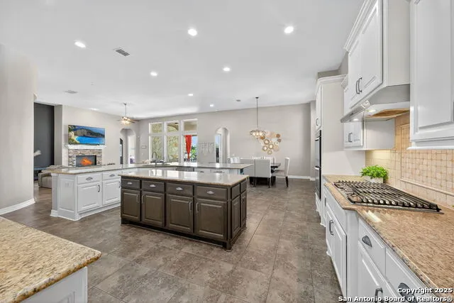 28827 BALCONES CRK Boerne, TX 78006