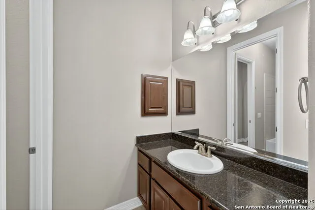 28827 BALCONES CRK Boerne, TX 78006