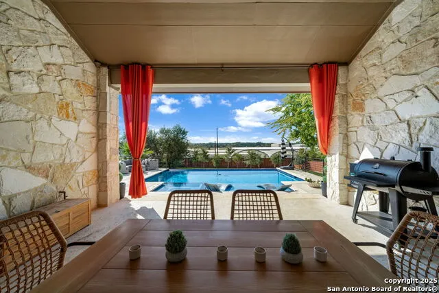 28827 BALCONES CRK Boerne, TX 78006