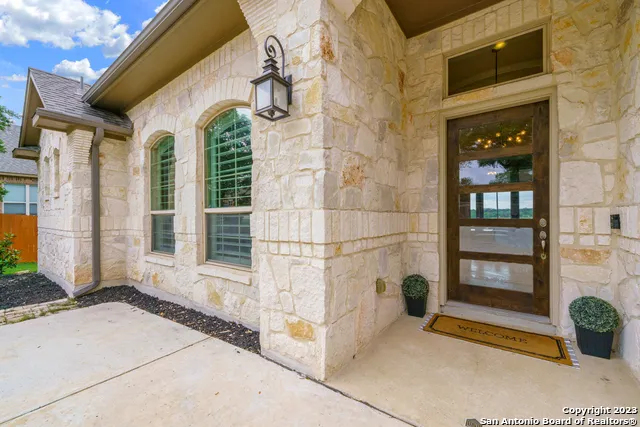 28827 BALCONES CRK Boerne, TX 78006