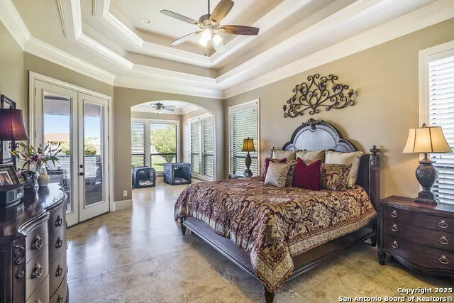 11668 GRANDVIEW DR Montgomery, TX 77356