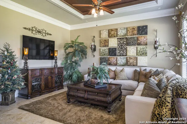11668 GRANDVIEW DR Montgomery, TX 77356