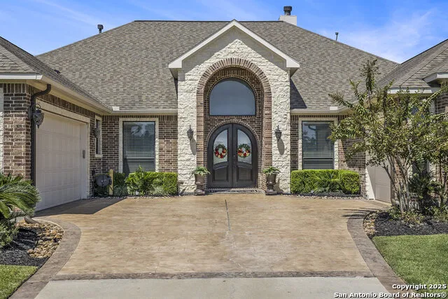 11668 GRANDVIEW DR Montgomery, TX 77356