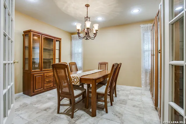 8510 odyssey Universal City, TX 78148