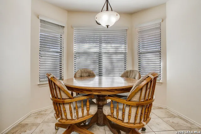 8510 odyssey Universal City, TX 78148
