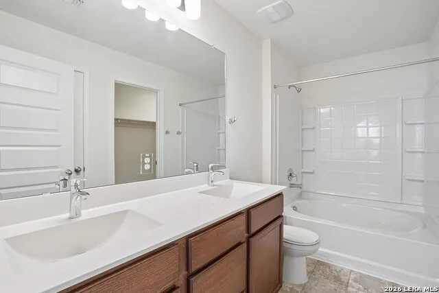 4806 BROADSIDE AVENUE Von Ormy, TX 78073