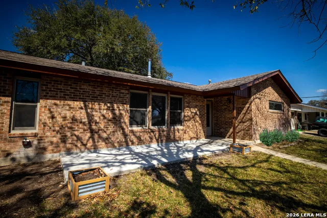 1106 Renee St. Seguin, TX 78155