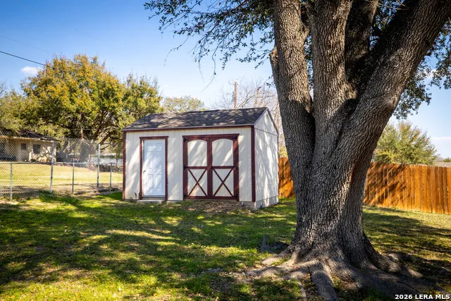 1106 Renee St. Seguin, TX 78155