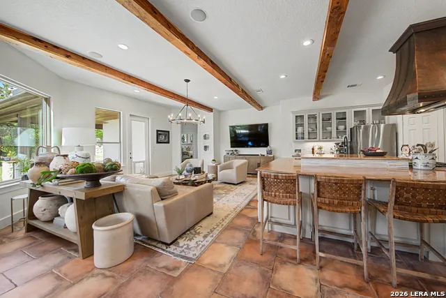 104 PARK RDG Boerne, TX 78006