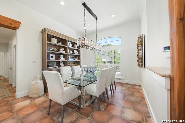 104 PARK RDG Boerne, TX 78006