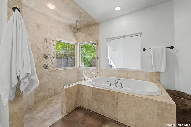 104 PARK RDG Boerne, TX 78006