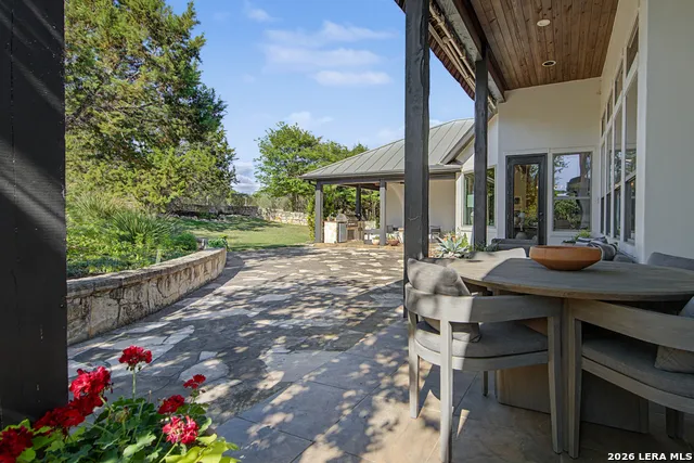 104 PARK RDG Boerne, TX 78006