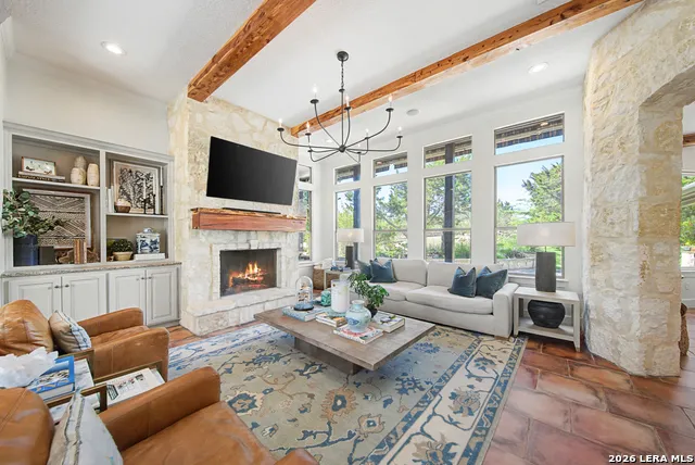 104 PARK RDG Boerne, TX 78006