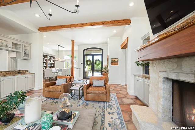 104 PARK RDG Boerne, TX 78006