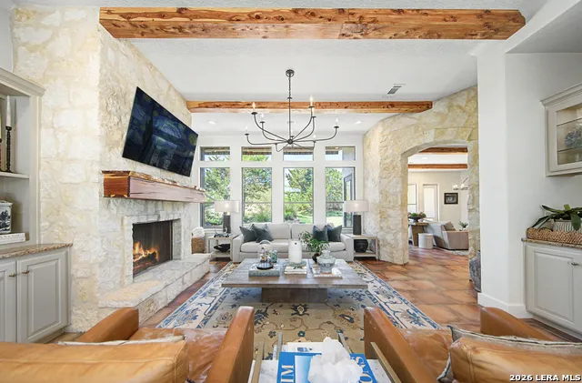 104 PARK RDG Boerne, TX 78006