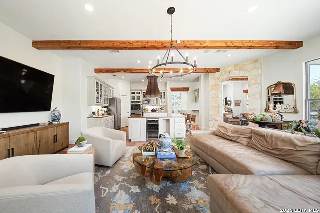 104 PARK RDG Boerne, TX 78006