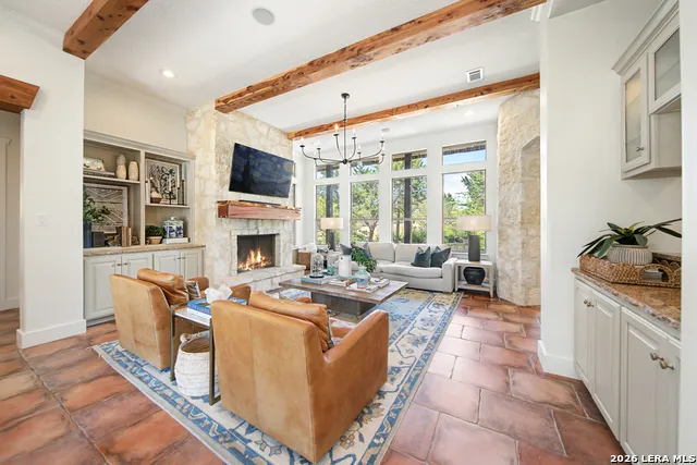 104 PARK RDG Boerne, TX 78006